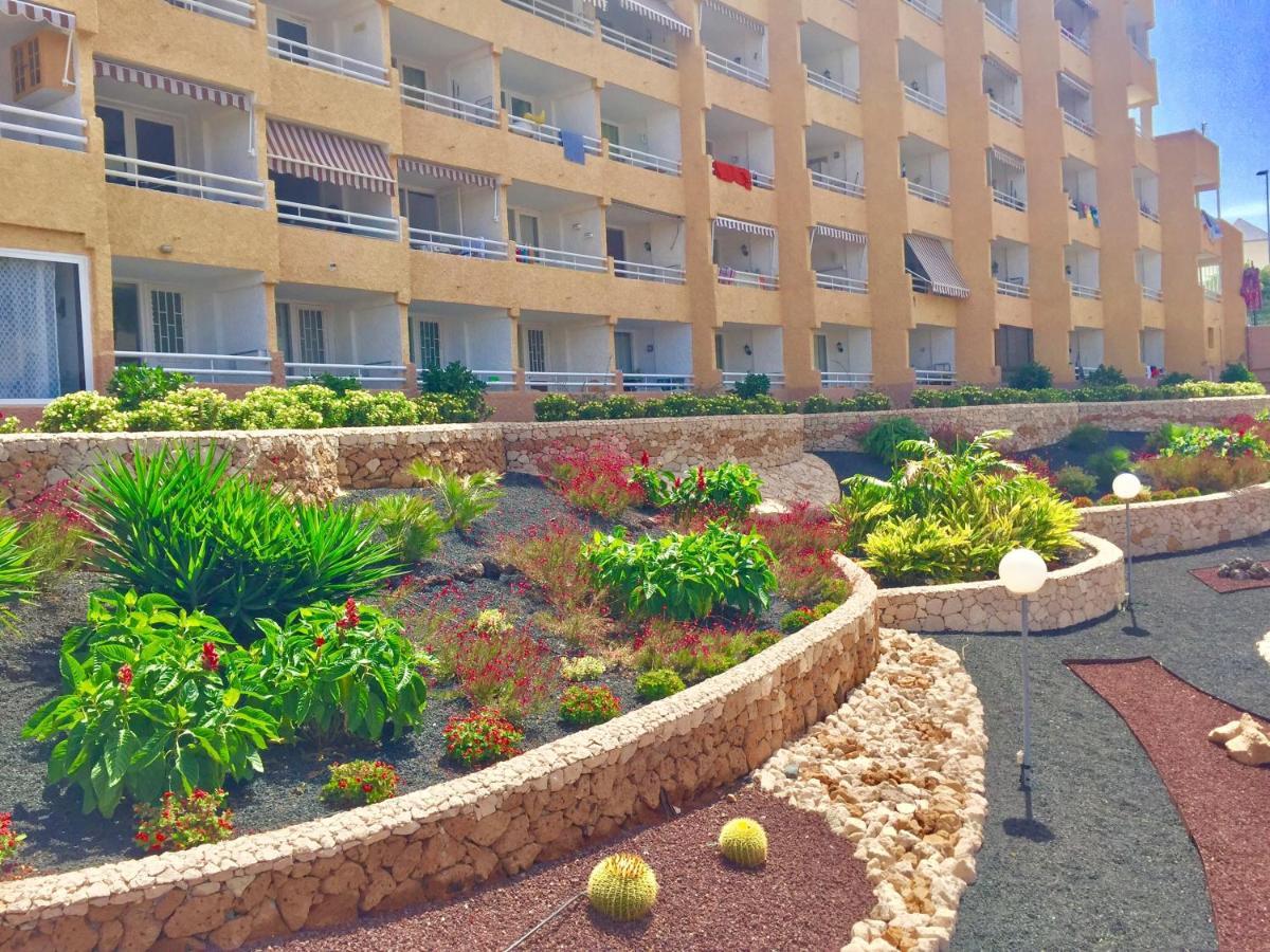 Borinquen Sky Apartments プラヤ・デ・ラス・アメリカス エクステリア 写真